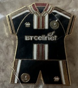 2000 - 2001 Away Kit Pin Badge